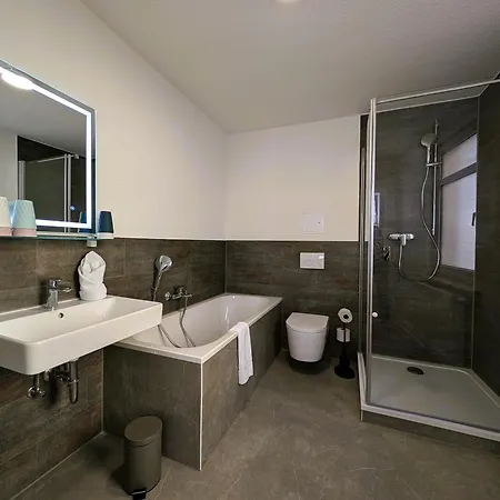 Bohnapartments - Topfmarkt Xxl Suiten - Neu In Top Zentrumslage, Vollausstattung, Wlan, Parkplaetze Ilmenau Exterior foto