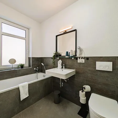 Bohnapartments - Topfmarkt Xxl Suiten - Neu In Top Zentrumslage, Vollausstattung, Wlan, Parkplaetze Ilmenau Exterior foto