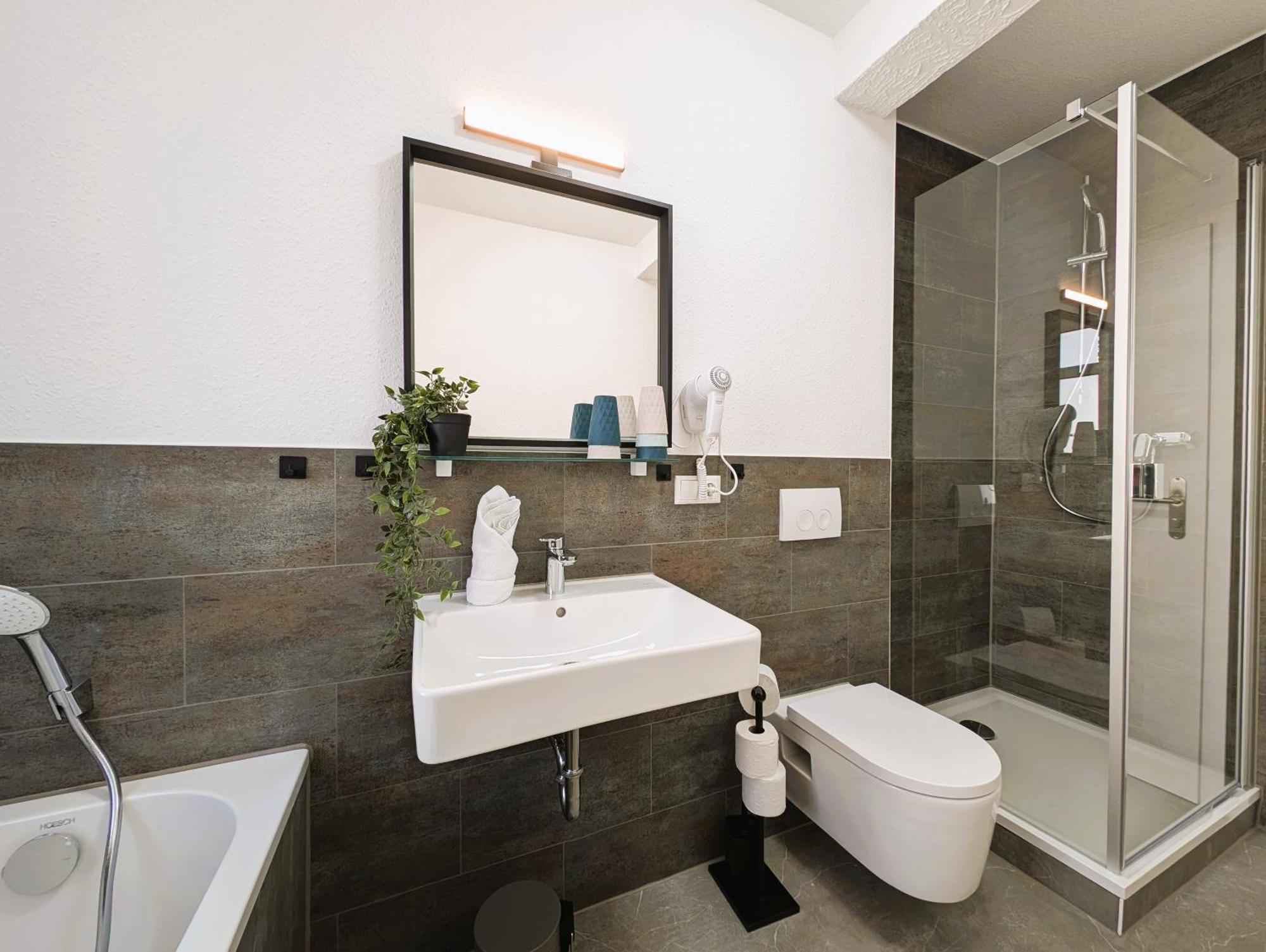 Bohnapartments - Topfmarkt Xxl - Neu In Zentrumslage, Vollausstattung, Wlan, Parkplaetze Apartment