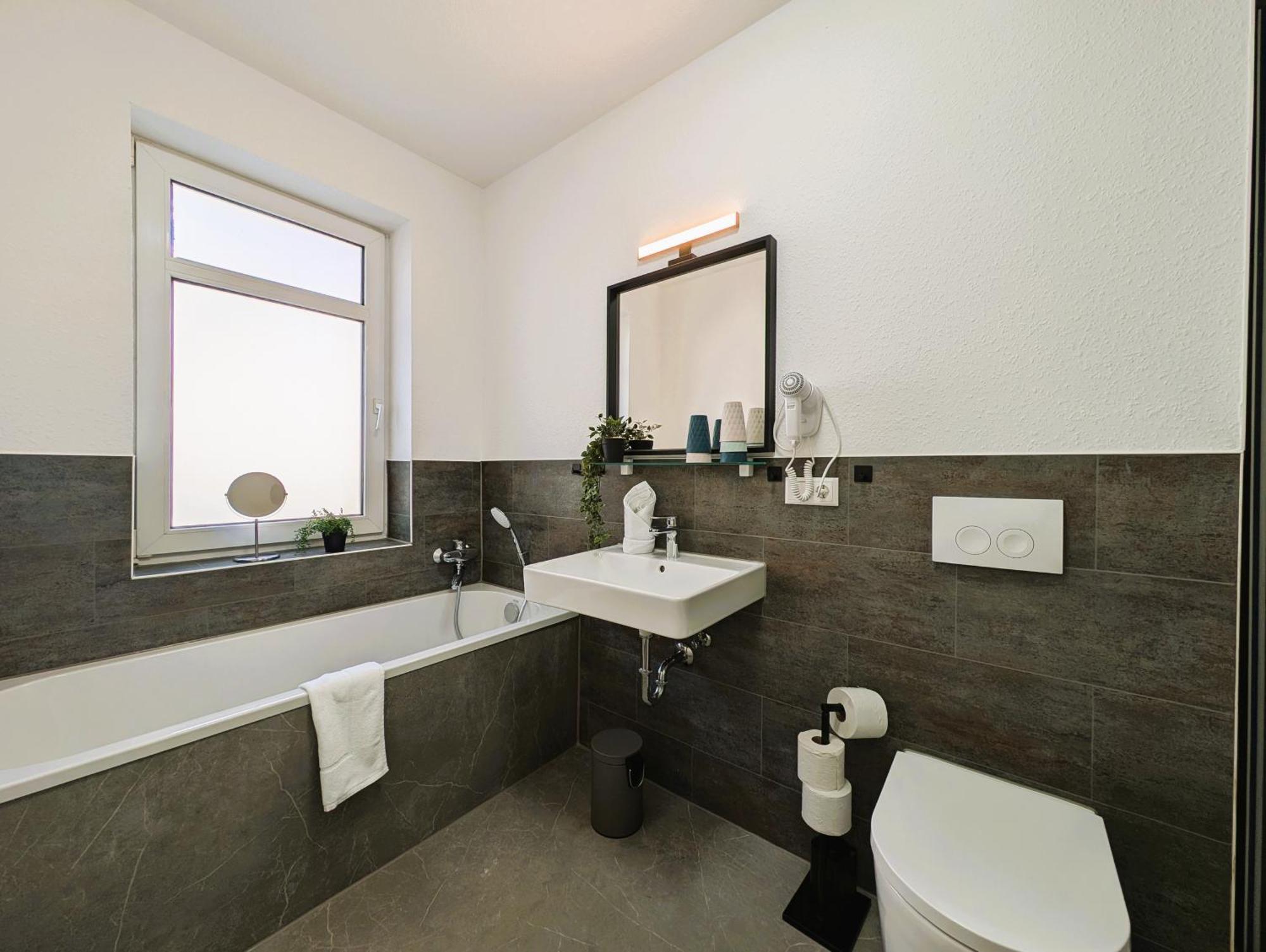 Bohnapartments - Topfmarkt Xxl - Neu In Zentrumslage, Vollausstattung, Wlan, Parkplaetze